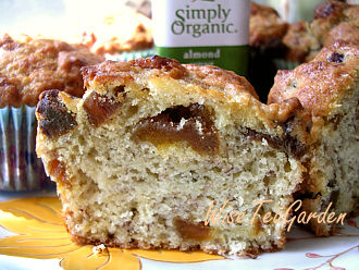 ORGANIC BANANA-APRICOT MUFFINS